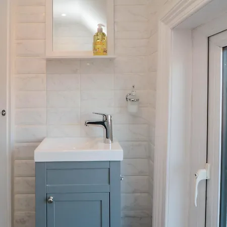 Coronation House 스카버러