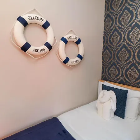 Coronation House 스카버러