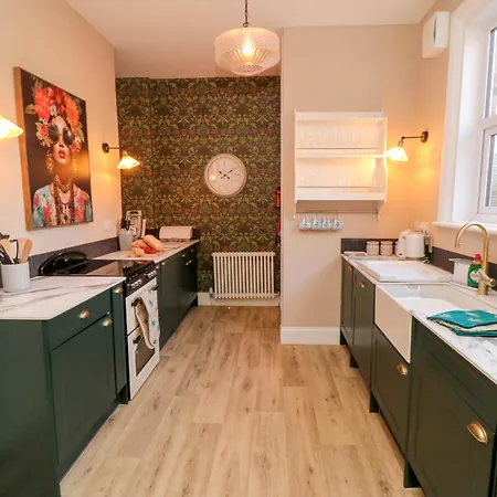 Coronation House Holiday home Scarborough