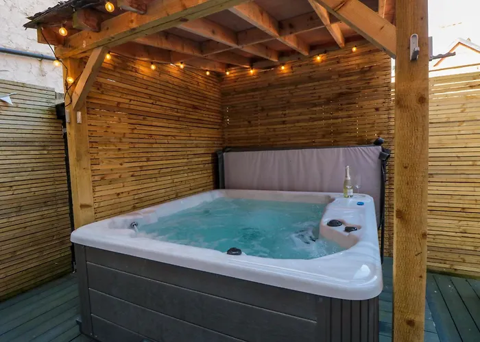 Nyaraló Coronation House *